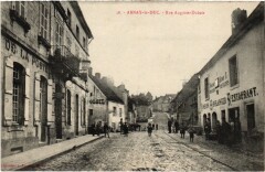Arnay-le-Duc Rue Auguste-Dubois France à Arnay-le-Duc