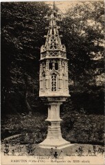 Chateau de Bussy-Rabutin Reliquaire du Xiii siecle France