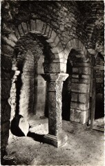 Flavigny Pilier Carolingien France
