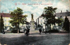 Dijon Square Saint-Bernard-Place Etienne Dolet France à Dijon
