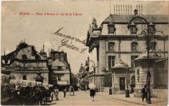 Dijon Place d'Armes et rue de la Liberte France à Dijon
