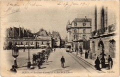 Dijon La Place d'Armes et la Rue de la Liberte France à Dijon