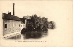 Dijon L'Ouche en amont des Tanneries France à Dijon