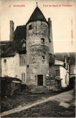 Saulieu Tour de Sault de Tavannes France à Saulieu