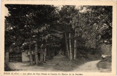 Fixin Les allees du Parc Noisot France à Fixin