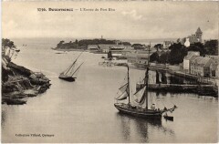 Douarnenez Entrée du port Rhu à Douarnenez