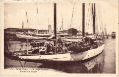 Deauville Yachts au Bassin à Deauville
