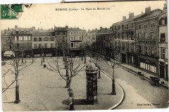 Roanne Place du Marché à Roanne