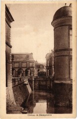 Chateau de Dampierre - Les Douves