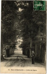 Rambouillet Parc de Rambouillet - Allee à Rambouillet