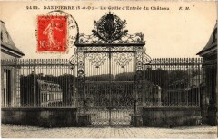 Dampierre La Grille d'Entree du Chateau