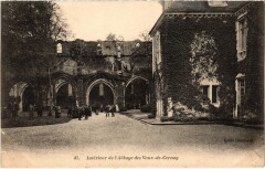 Vaux-de-Cernay Interieur de l'Abbaye