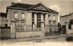 Rambouillet Le Palais de Justice à Rambouillet
