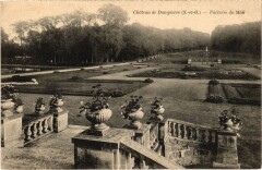 Dampierre Chateau - Parterre du Midi