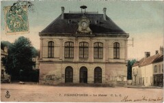 Pierrefonds la Mairie à Pierrefonds