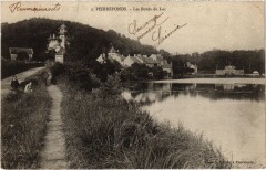 Pierrefonds Les bOrds du lac à Pierrefonds