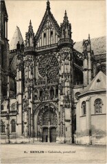 Senlis La Cathédrale à Senlis