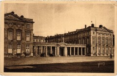 Compiegne Le Chateau