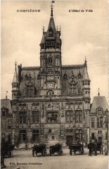 Compiegne Hotel de Ville à Ville