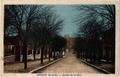 Houdan Avenue de la Gare à Houdan