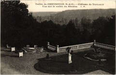 Chateau de Vertcoeur - Vue sur la Vallee du Rhodon