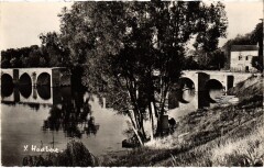 Mantes-la-Jolie Le Vieux Pont à Mantes-la-Jolie