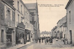 Blain - La Rue De Nantes -
																					44130 Blain
																			