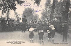 Ancenis - La Musique Militaire Aux Allees De La Providence - cliché rare -
													44 Loire Atlantique
												