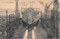 Saint Nazaire - Lancement Du Lorraine - Le Cuirasse Glisse Sur Son Ber -
																					44600 Saint-Nazaire
																			