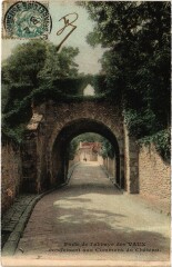 Cernay-la-Ville Porte de l'Abbaye des Vaux à Cernay-la-Ville