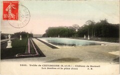 Breteuil Chateau - Jardins - Piece d'Eau