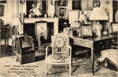 Breteuil Chateau - Le Petit Salon