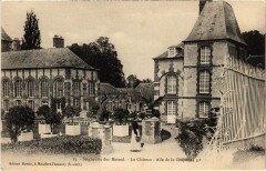 Les Mesnuls Seigneurie des Mesnuls - Chateau Aile de la Chapelle aux Mesnuls