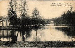 Dampierre Chateau - L'Ile et l'Etang