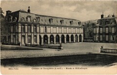 Dampierre Chateau - Musee et Bibliotheque