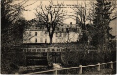 Chateau de Nauvieres - La Chute d'Eau