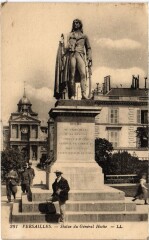 Versailles Statue du General Hoche à Versailles