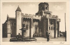 L'Eglise et la Fontaine -
																					63130 Royat
																			