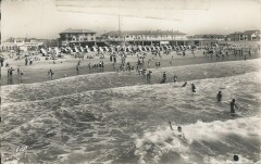 La Plage -
																					40130 Capbreton
																			