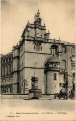 St Germain en Laye Chateau Horloge