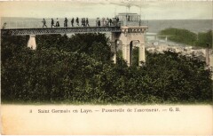 St Germain en Laye Passerelle de l'ascenseur