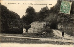 Marly Ruines du Pavillon des Offices