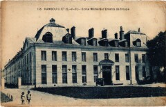 Rambouillet Ecole Militaire d'Enfants à Rambouillet