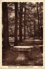 Marly En Foret la Table Royale à Bailly