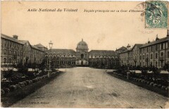 Le Vesinet Facade principale sur la Cour d'Honneur