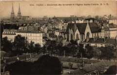 Paris 7e-Boulevard des Invalides et Eglise Sainte Clotilde à Paris 7e