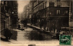 Paris 7e-Inondation-La Rue Bellechasse à Paris 7e