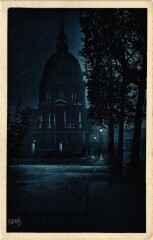 Paris 7e-Paris la nuit-Dome des Invalides à Paris 7e