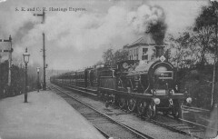 Train - Locomotive Se and Cr Hastings Express  - cliché Pouteau - Gare