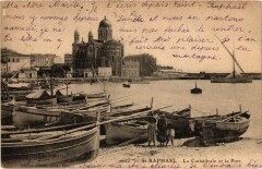 Saint-Raphael Cathedrale et le port